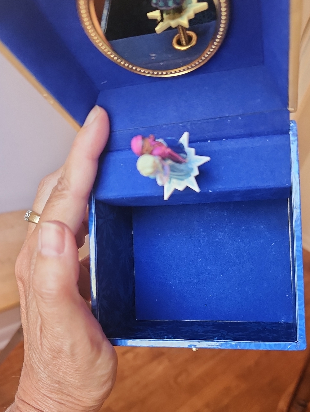 Disney Parks Frozen Elsa Anna Music Jewelry Box - Picture 11 of 11